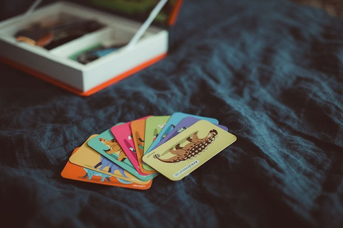 Janod Magnetyczna układanka Dinozaury Magnetibook