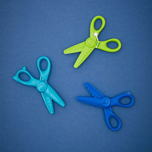 Janod Pierwsze nożyczki kreatywne do wycinania wzorów 3szt. 3+