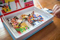 Janod Magnetyczna układanka Kostiumy Chłopiec Magnetibook