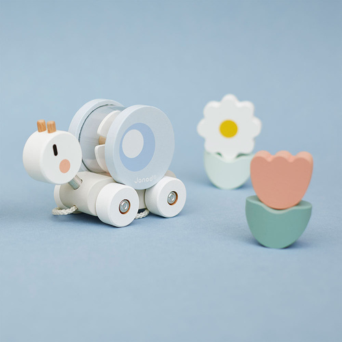 Janod Magnetyczny pociąg z klockami i grzechotką do ciągnięcia Ślimak Sweet Cocoon 12m+