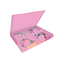 Janod Zestaw kreatywny do tworzenia biżuterii Bransoletki szczęścia 8+