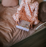 Janod Zestaw kreatywny do tworzenia biżuterii Tęczowe koraliki 6+