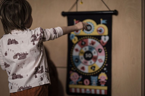 Janod Magnetyczna gra w rzutki Wesołe miasteczko