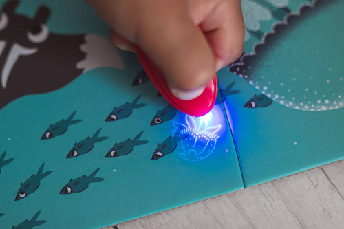 Janod Świecące puzzle z mini-lampką UV Las 24 elementy 3+