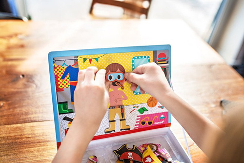 Janod Magnetyczna układanka Kostiumy Chłopiec Magnetibook