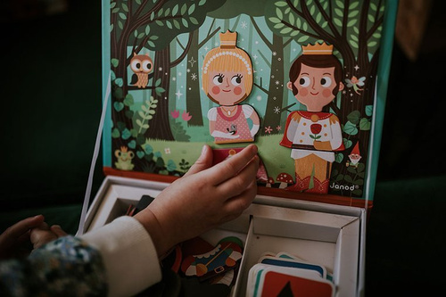 Janod Magnetyczna układanka Świat baśni Magnetibook 3-8 lat