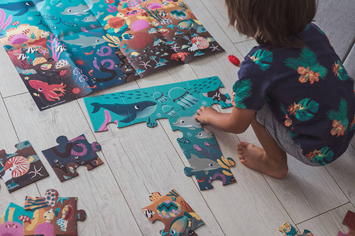 Janod Świecące puzzle z mini-lampką UV Ocean 24 elementy 3+